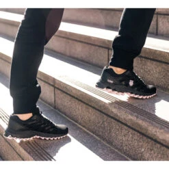 K-Swiss Tubes 200 (Women's) - Black/Cherry Blossom (Available Size: 6.5, 8.5, 9.5) -Tennis Gear Store K97112 056e